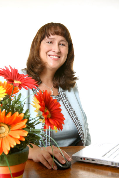 接待员面带微笑。图片下载