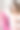 漂亮成熟的女人穿着白色的睡衣坐在椅子上图片下载