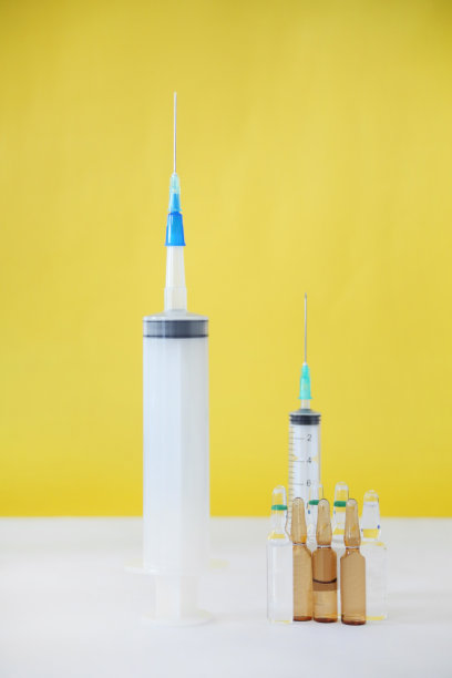注射器和疫苗接种图片下载