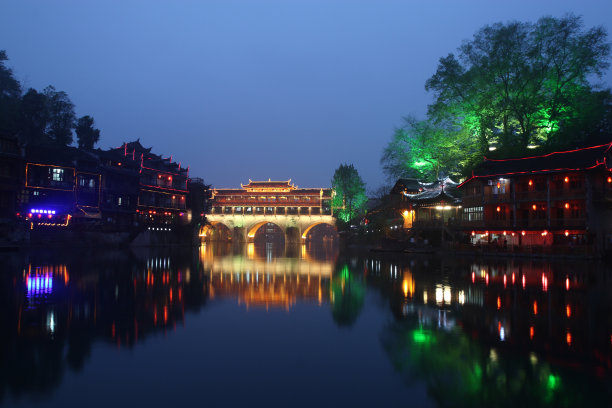 虹桥开放夜景图片下载