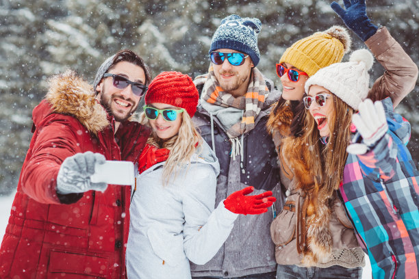 winter图片素材ID：153076492