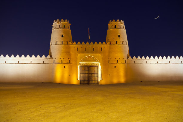 阿联酋贾希里堡夜景图片下载