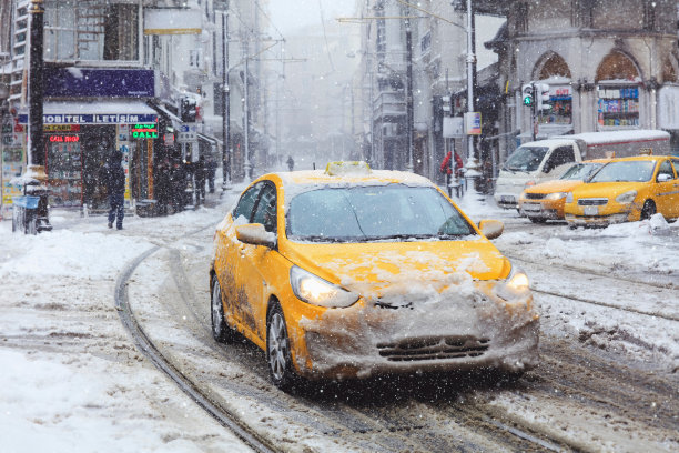 土耳其伊斯坦布尔Sirkeci的冬日图片下载