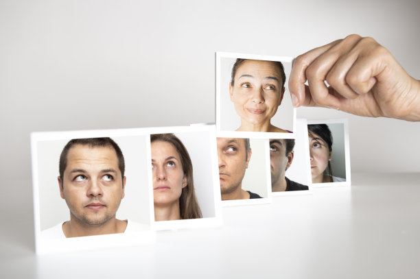 合适的人图片下载