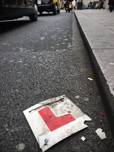 丢弃的学习者板图片下载