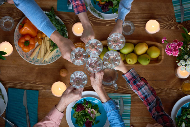 无比的眼镜图片下载