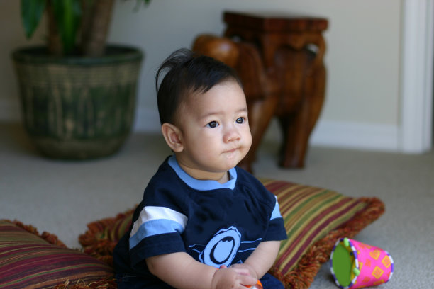 快乐的孩子图片下载