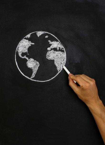 在黑板上画世界图片下载