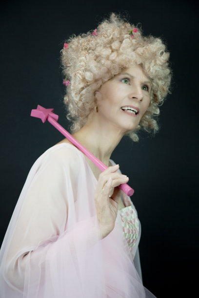 成年女妖图片下载