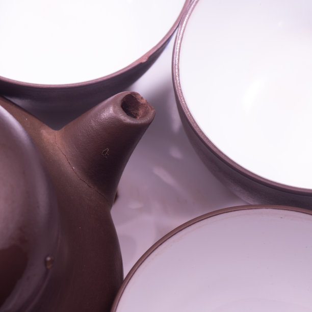 茶壶和杯子图片下载