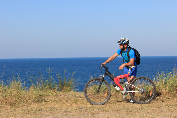 山地自行车手图片下载