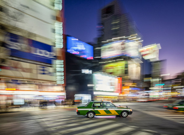 日本涩谷之夜图片下载