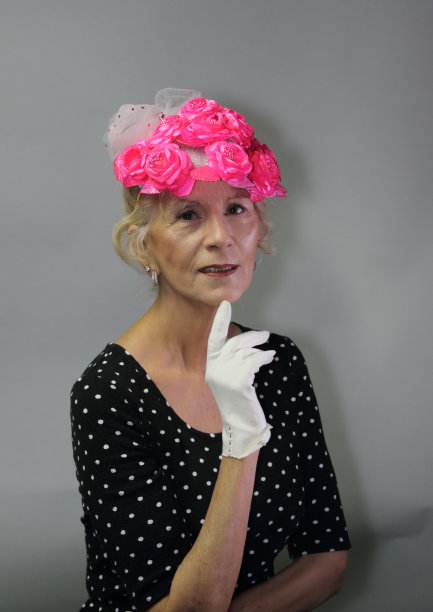 年长女性成人手势图片下载