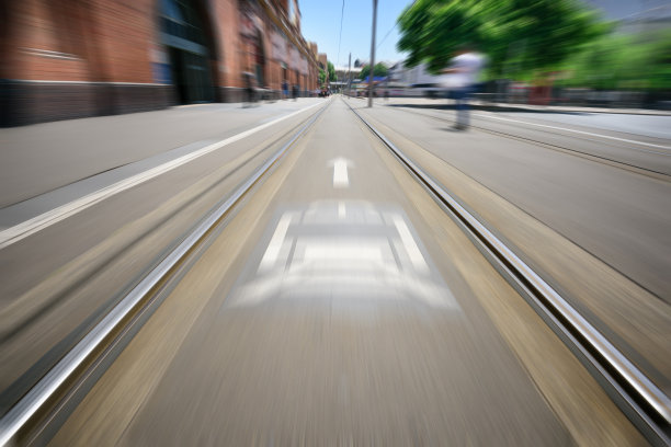 城市有轨电车，动态模糊图片下载