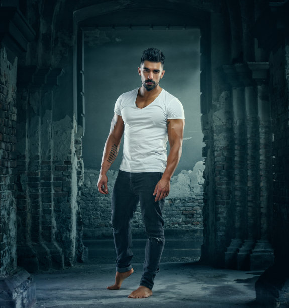 男士时尚图片素材ID：153465028