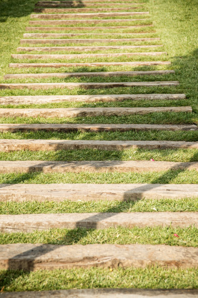 木楼梯图片下载