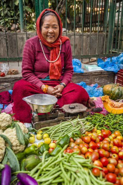 尼泊尔街头小贩在尼泊尔加德满都图片下载