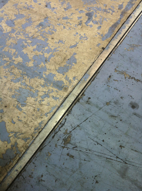 混凝土地板纹理的车辆图片下载