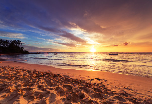 印度洋上的日落图片下载