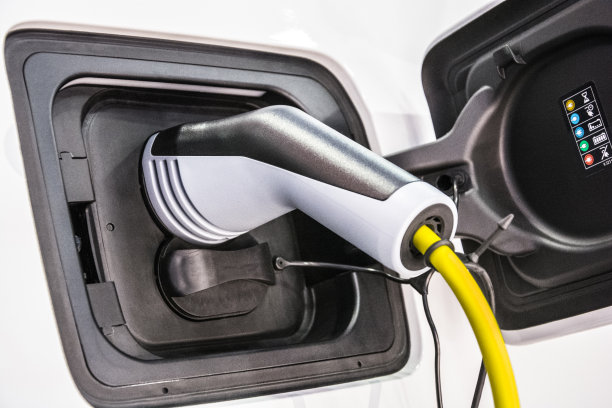 电动汽车蓄电池充电图片下载