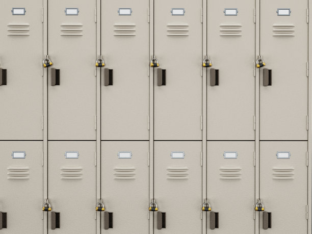 米色的健身房储物柜排成一排图片下载