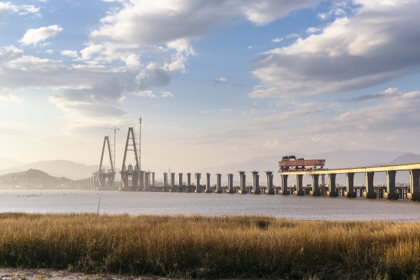 中国浙江乐清湾第二跨海大桥建设。图片下载