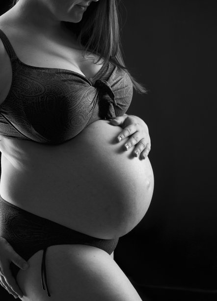 孕妇侧视图图片下载