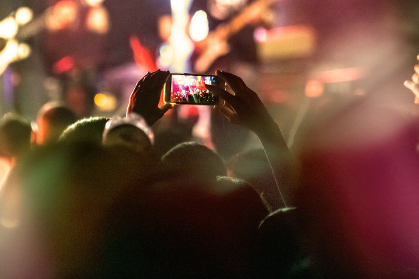 时刻记住图片下载