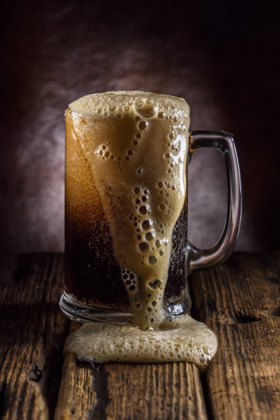 根啤酒图片下载