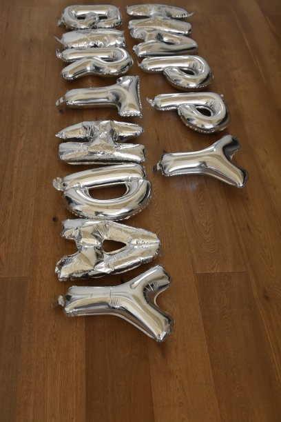 生日快乐气球图片下载