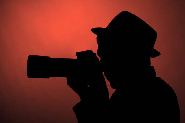 一个男人的剪影图片下载