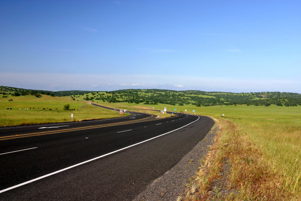 公路旅行图片下载