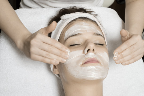 敷面膜图片下载