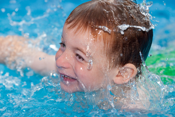 水的乐趣图片下载