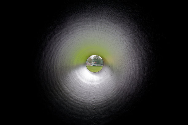 视图通过排水管图片下载