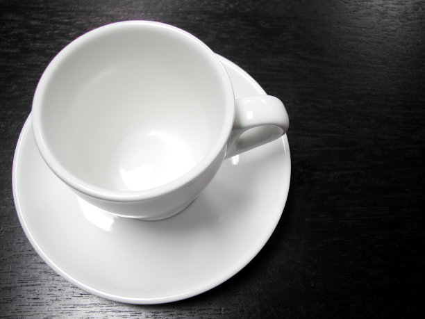 白色的咖啡杯图片下载