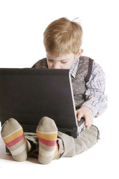 男孩在工作图片下载