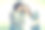 卧室里有两个抱枕头的美女图片下载