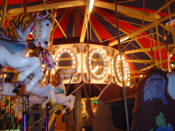 快乐圆夜图片下载