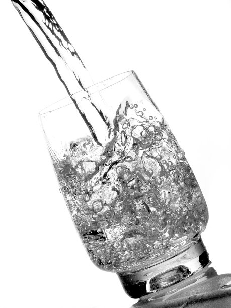 一杯水图片下载