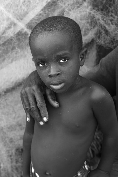非洲男孩图片下载