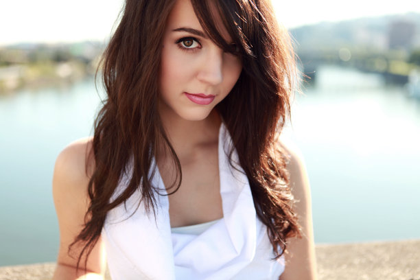 城市女孩图片下载