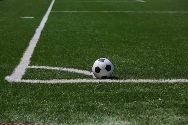 足球角线和球图片下载