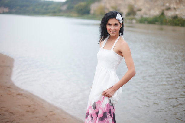 漂亮的女人图片下载