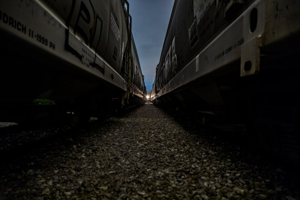 无限的车厢图片下载