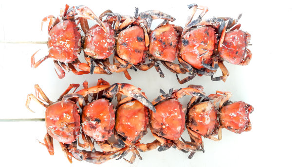 泰式烤蟹肉串，当地美食图片下载