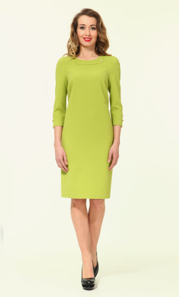 美丽忙碌的女人时装模特在夏季绿色连衣裙图片下载