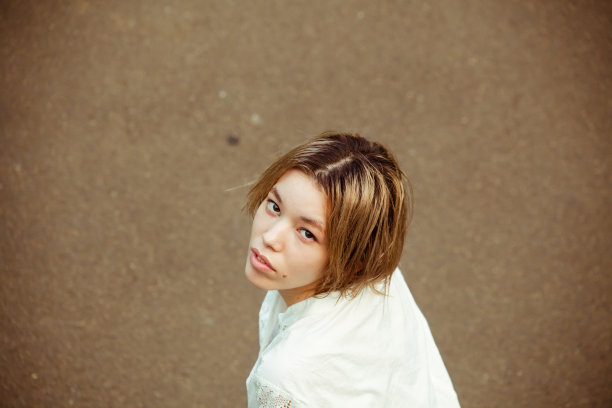 敏锐的镜头图片下载