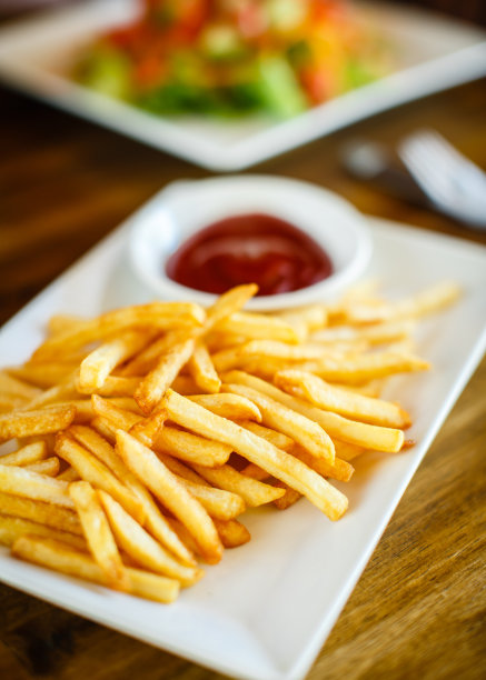 薯条配番茄酱图片下载