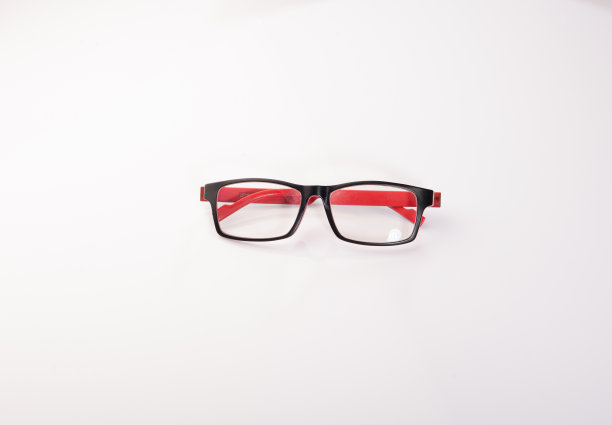 老花镜孤立在白色图片下载